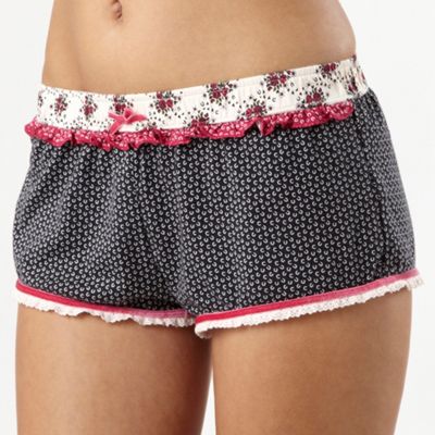 Black horseshoe print pyjama shorts
