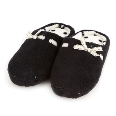 Black ribbon slot mule slippers                                                                                                 