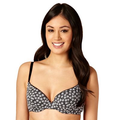 Pack of two black and white t-shirt bras