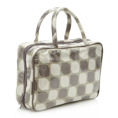 Grey leaf print rectangular toiletry bag