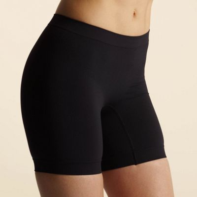 Black firm control seamfree shorts