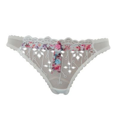 White Broderie Anglaise thong
