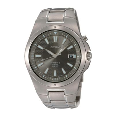seiko kinetic black and gold