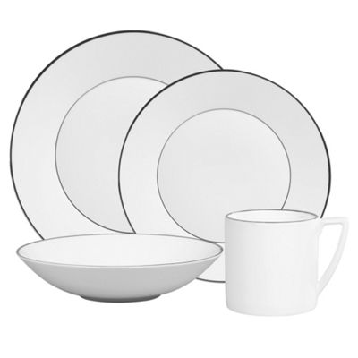 Le Vrai Gourmet Fine china platinum band twelve piece dinner set