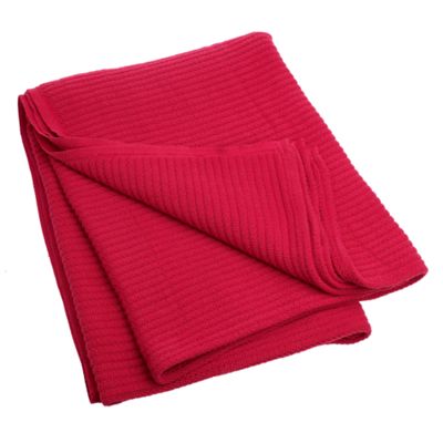 Red ribbed throw