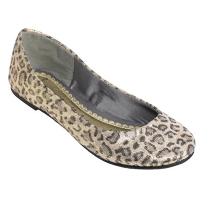 Multi coloured leopard print pumps