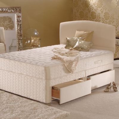 Luxury divan set