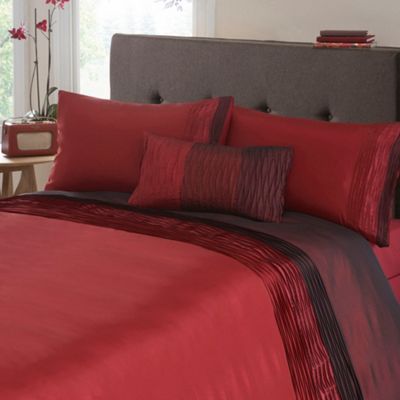 Red 'Montreal' bed linen