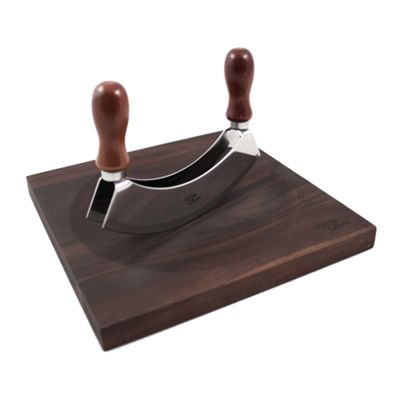 Mezzaluna and board