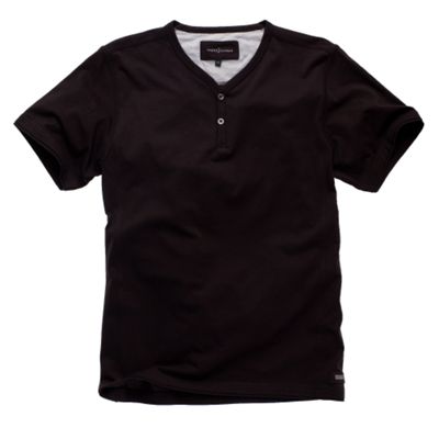 t shirts plain. Black Plain Y-neck T-shirt