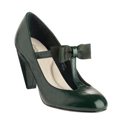 Collection Good for the Sole Green bow t bar court shoes
