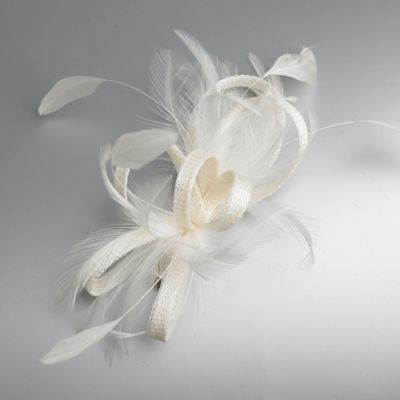Ivory loop & feather hair clip