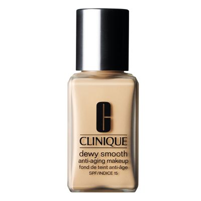 Clinique Dewy Smooth Anti-Aging Makeup Spf15 Dry/Combo 30ml