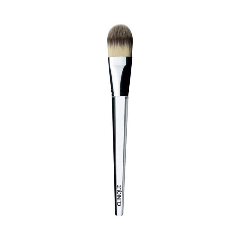 Clinique - Foundation Brush Review