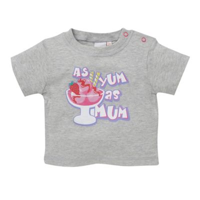 Grey Yum as Mum t-shirt