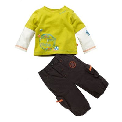 Green ants t-shirt and canvas trousers