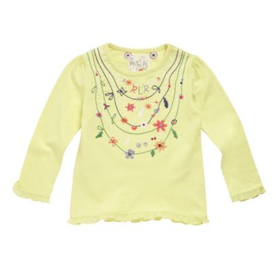 Yellow necklace design t-shirt