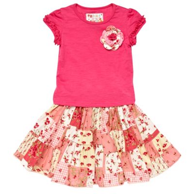 Girls pink corsage t-shirt and skirt set