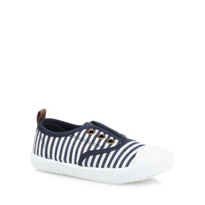 http://debenhams.scene7.com/is/image/Debenhams/231010650680?$PSPNew$