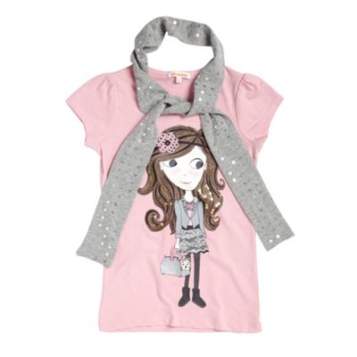 Pink printed t-shirt with grey sequinned scarf