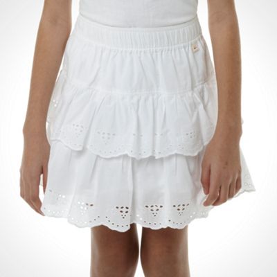 Girl's white broderie skirt                                                                                                     