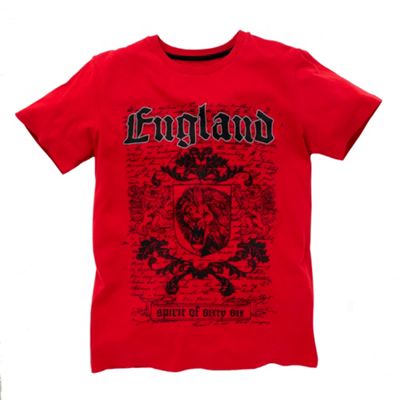 Red England football t-shirt