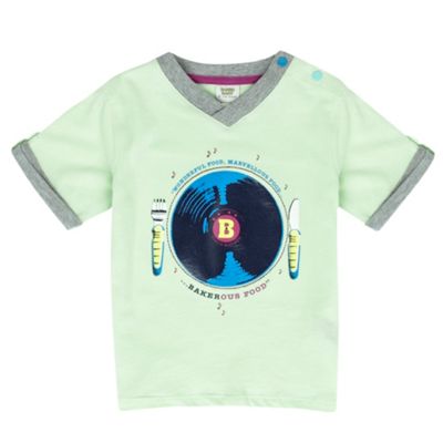 Light green babies record print t-shirt