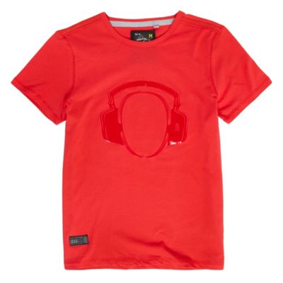 Red headphones print t-shirt