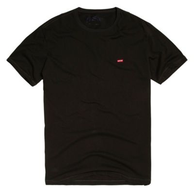 Black solid crew neck t-shirt