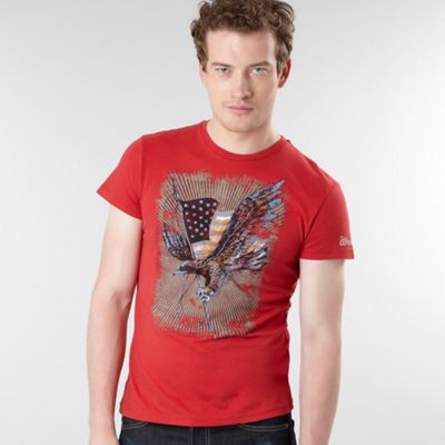Red eagle graphic t-shirt
