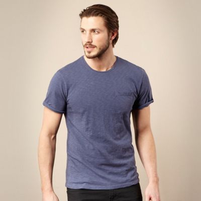 ® dark blue one pocket textured t-shirt