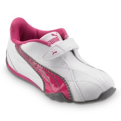 White Jiyu V infant trainers