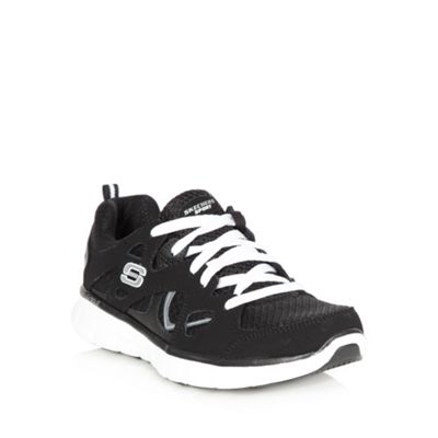 Black 'Synergy' trainers                                                                                                        