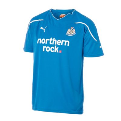 newcastle united logo. a Newcastle United badge