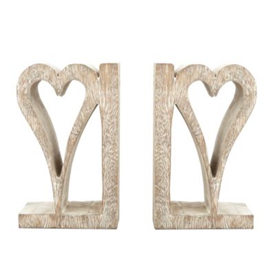 Wooden heart bookends                                                                                                           