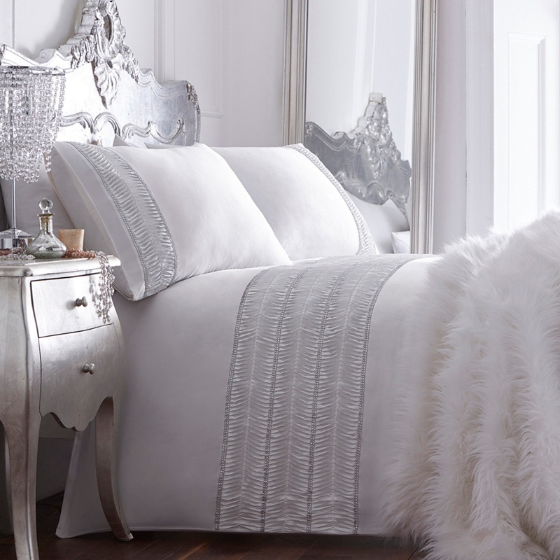 Star by Julien Macdonald - White 'Rhiannon' Bedding Set Review