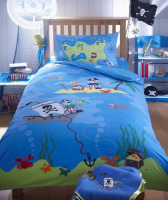 Boy's blue 'Treasure Island 'single bedding set                                                                                 