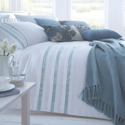 Light blue Finchley bed linen