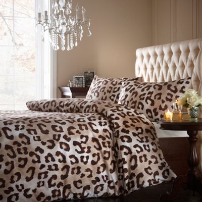 Brown Sahara animal print bed linen