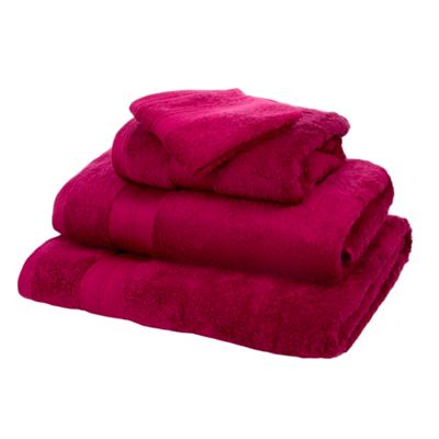 Bright pink Egyptian cotton towels                                                                                              