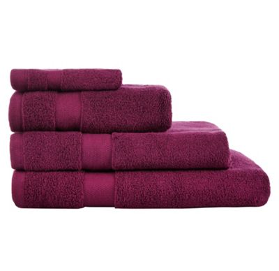 Plum supremely soft towel                                                                                                       