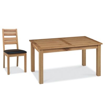 Oak Provence medium dining table with 6 slat