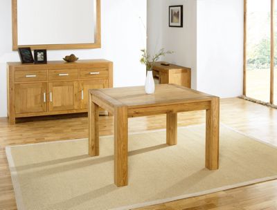 Oak Lyon square dining table