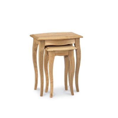 Amore oak nest of tables