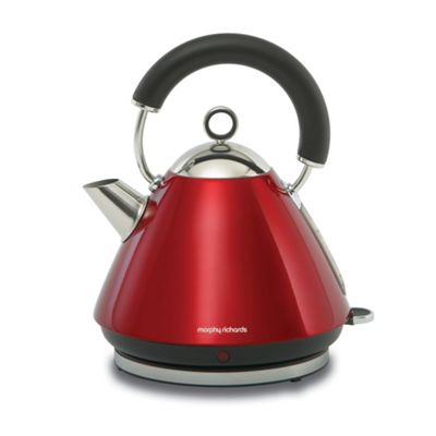 Red accents traditional kettle - 43772