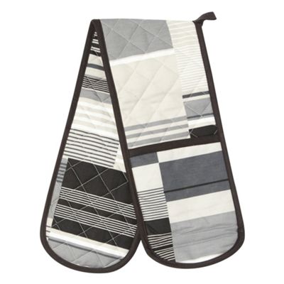 Grey domino stripe double oven glove