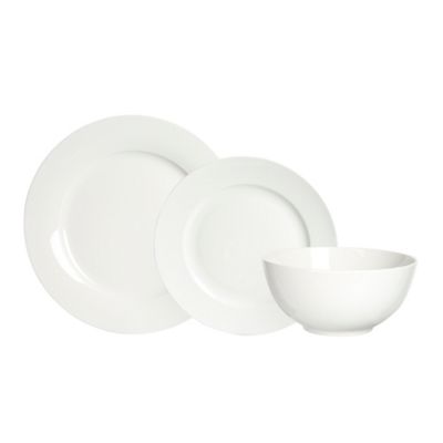 Fine bone china rimmed twelve piece dinner set