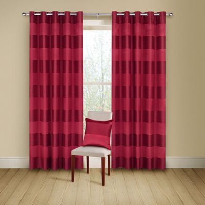 Red Arianna lined curtains with eyelet heading