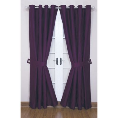 Red Jazz lined curtains with eyelet heading