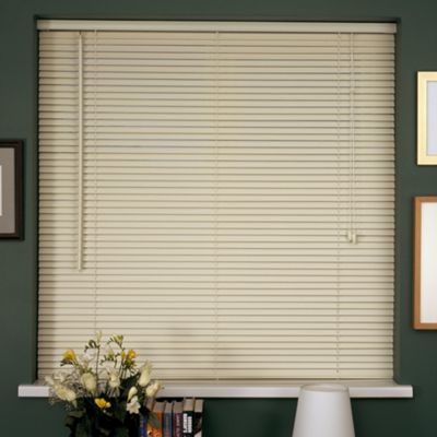 Chalk Sunlover Hardwood Venetian Blind